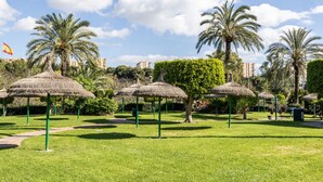 Unclassified image, 5 of 40, button - ALFRESCO STAYS  BenalBeach Sea & Sun (Benalmádena)
