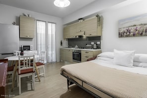Appartement Ville, 1 chambre | Salle de bain | Douche, douche à « effet pluie », sÚche-cheveux, bidet