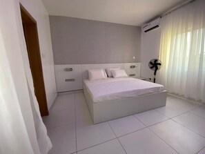 2 bedrooms, internet