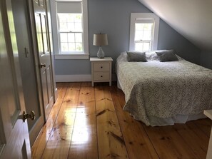 4 chambres, fer et planche à repasser, accès Internet, draps fournis