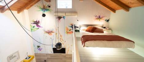 1 bedroom, in-room safe, iron/ironing board, free WiFi