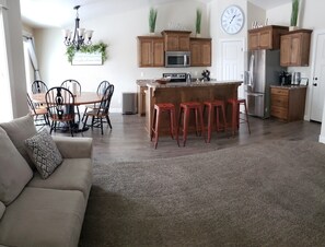 Smart TV y futbolito 