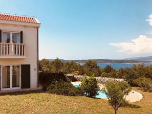 Exterior - 4-bedroom Villa Erica with private pool and stunning sea view (Stari Grad)