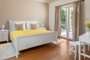 4 Schlafzimmer, Bügeleisen/Bügelbrett, WLAN, Bettwäsche