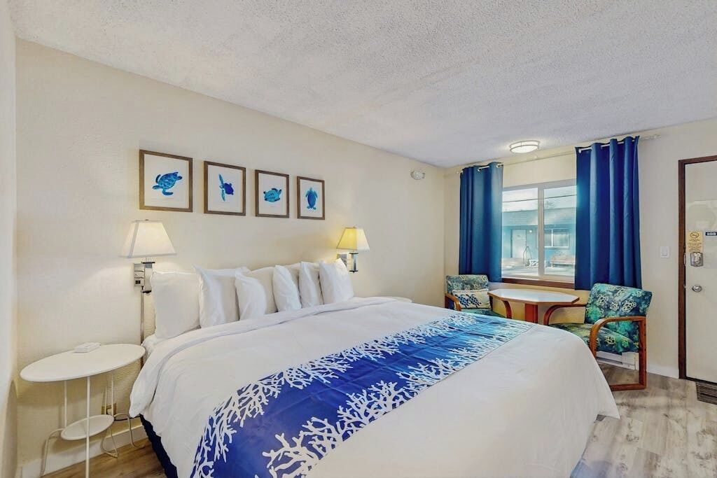 Internet, bed sheets