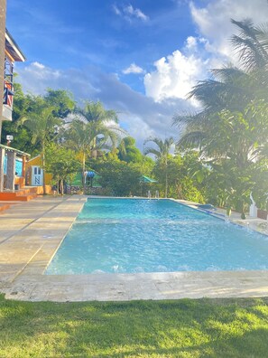 Alberca al aire libre