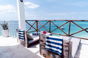 Camera Royal, idromassaggio, vista oceano | Una cassaforte in camera, Wi-Fi gratuito, lenzuola