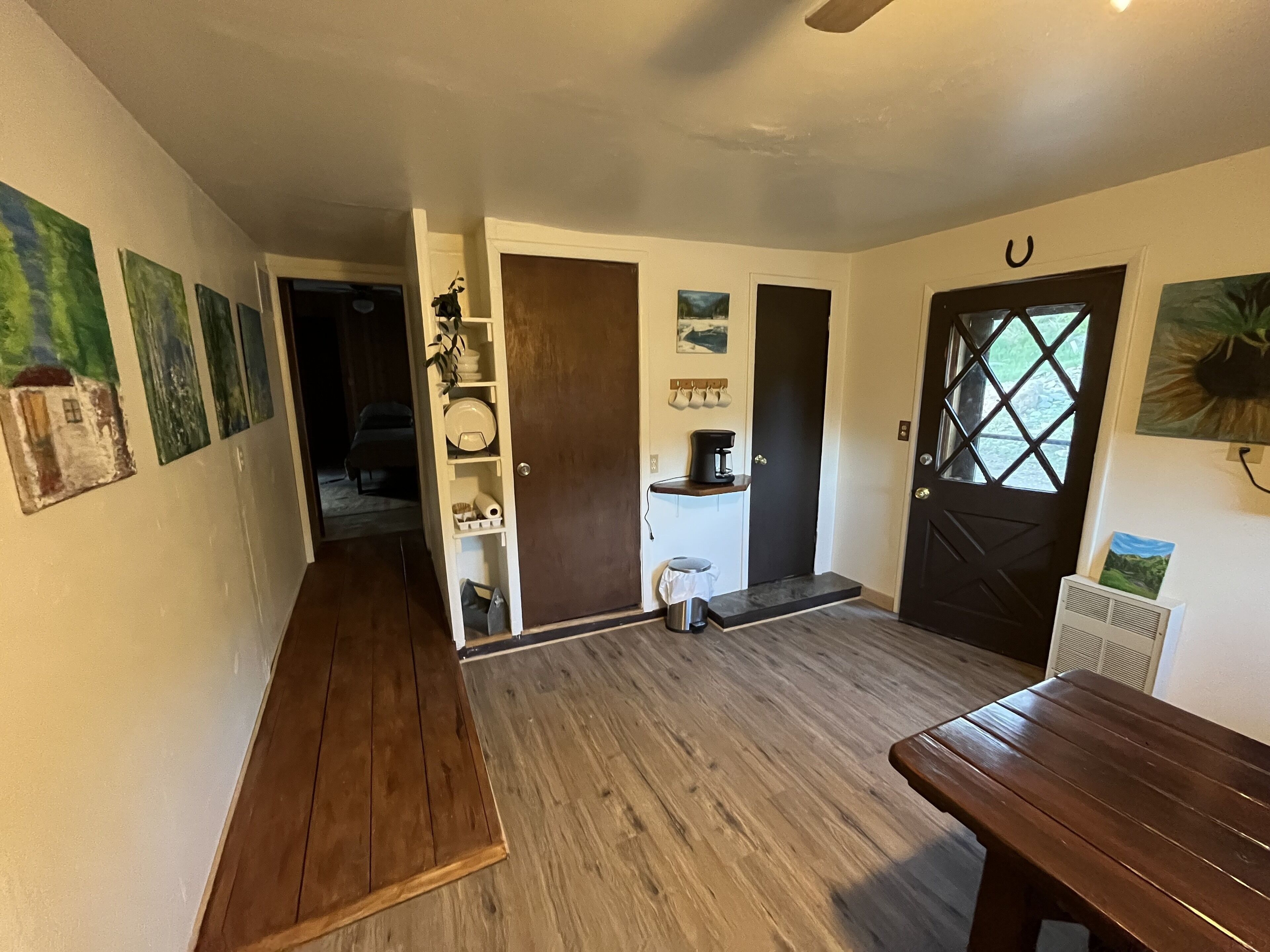 Romantic Cabin with Incredible Views, 5 miles to Durango on Lightner Creek