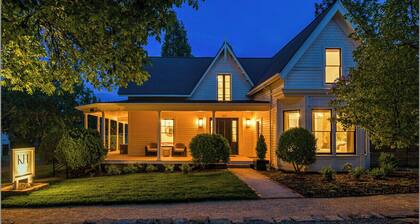 Kubli Haus - Suite #3 ~ Luxury, Style & Location, 1 block to Britt