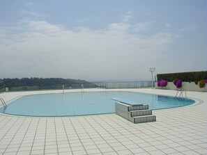 A heated pool - Apartment (Bidart)