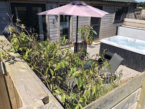 Bañera de hidromasaje exterior