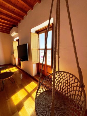 Nicht klassifiziertes Bild, 2 von 18, Schaltfläche