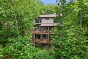 Exterior - Luxury mountain home - lake, golf, tennis and more! Firewood included. (Sapphire)