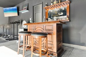 Bar (en la propiedad)