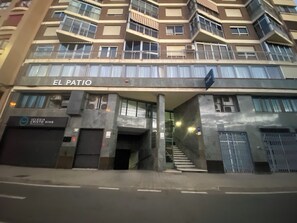 Exterior - El Patio Hostal (Alicante)