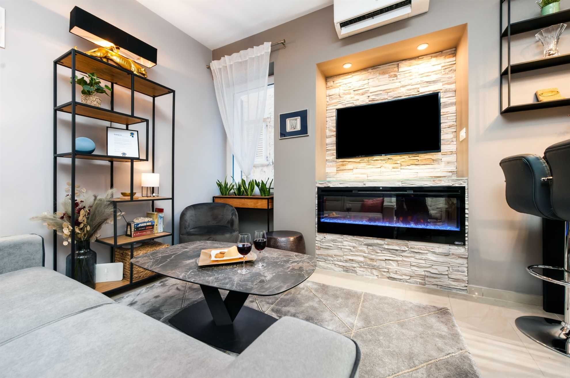 TV, fireplace, smart speakers
