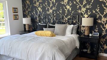 4 Schlafzimmer, Schreibtisch, Bügeleisen/Bügelbrett, kostenloses WLAN