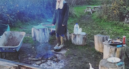 Off Grid private parties camping only no bed! per person kids u16 free.