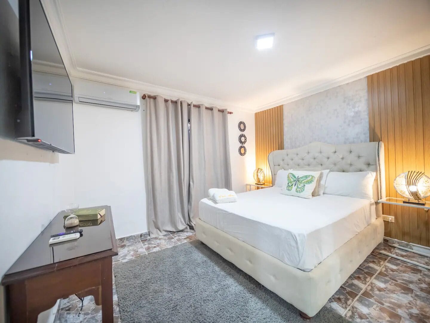 1 dormitorio, caja fuerte, tabla de planchar con plancha y wifi gratis