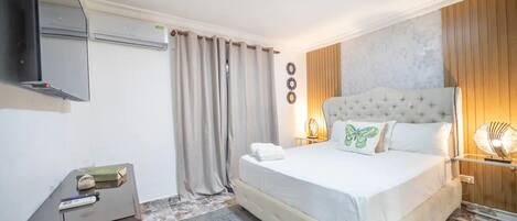 1 dormitorio, caja fuerte, tabla de planchar con plancha y wifi gratis