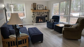 TV connectée, cheminée