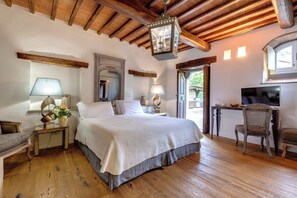 7 bedrooms, iron/ironing board, WiFi, bed sheets - Villa Audenzia - Large villa with private pool (Greve in Chianti)