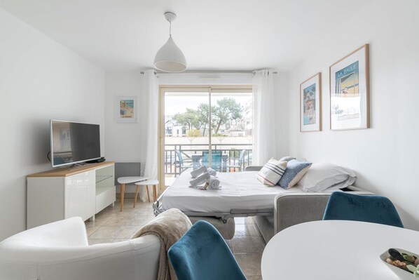 1 chambre, fer et planche Ă repasser, Wi-Fi, draps fournis