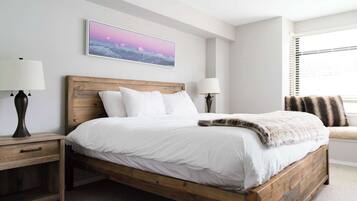 2 bedrooms, iron/ironing board, travel crib, WiFi