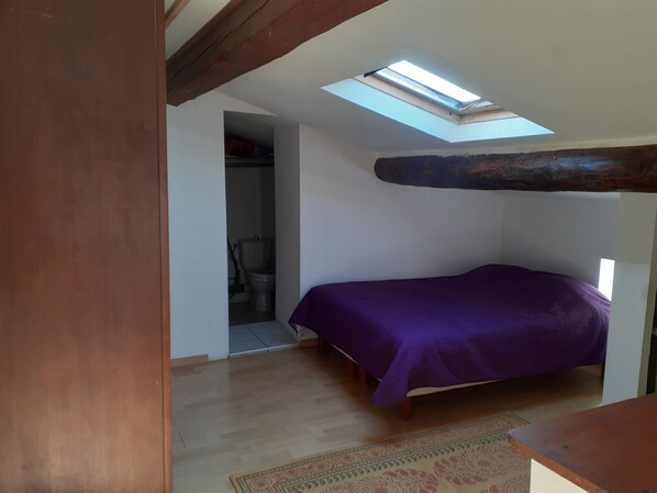 3 makuuhuonetta, Wi-Fi