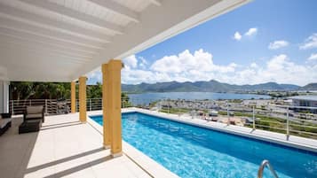 Villa | Alberca | Alberca al aire libre