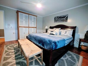 3 bedrooms, free WiFi, bed sheets