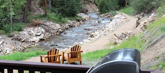 Stand Alone Cabin with River Views from your Personal Hot Tub