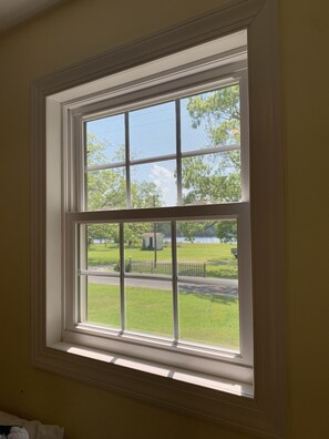 Interior - Coffee Creek Cottage: A tranquil, waterfront escape minutes from Oriental, NC (Merritt)