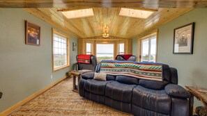 Smart TV, video games, ping pong - Sand Ranch - Epic Ocean View and SPA (Gold Beach)