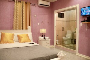 3 Schlafzimmer, Bügeleisen/Bügelbrett, WLAN