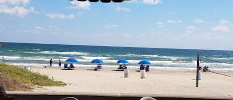 Beach nearby, beach towels