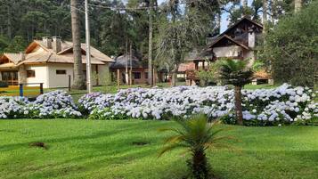 Jardines del alojamiento