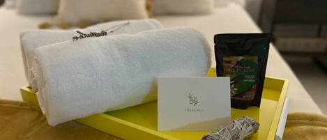 2 室のベッドルーム、WiFi (無料)、ベッドシーツ