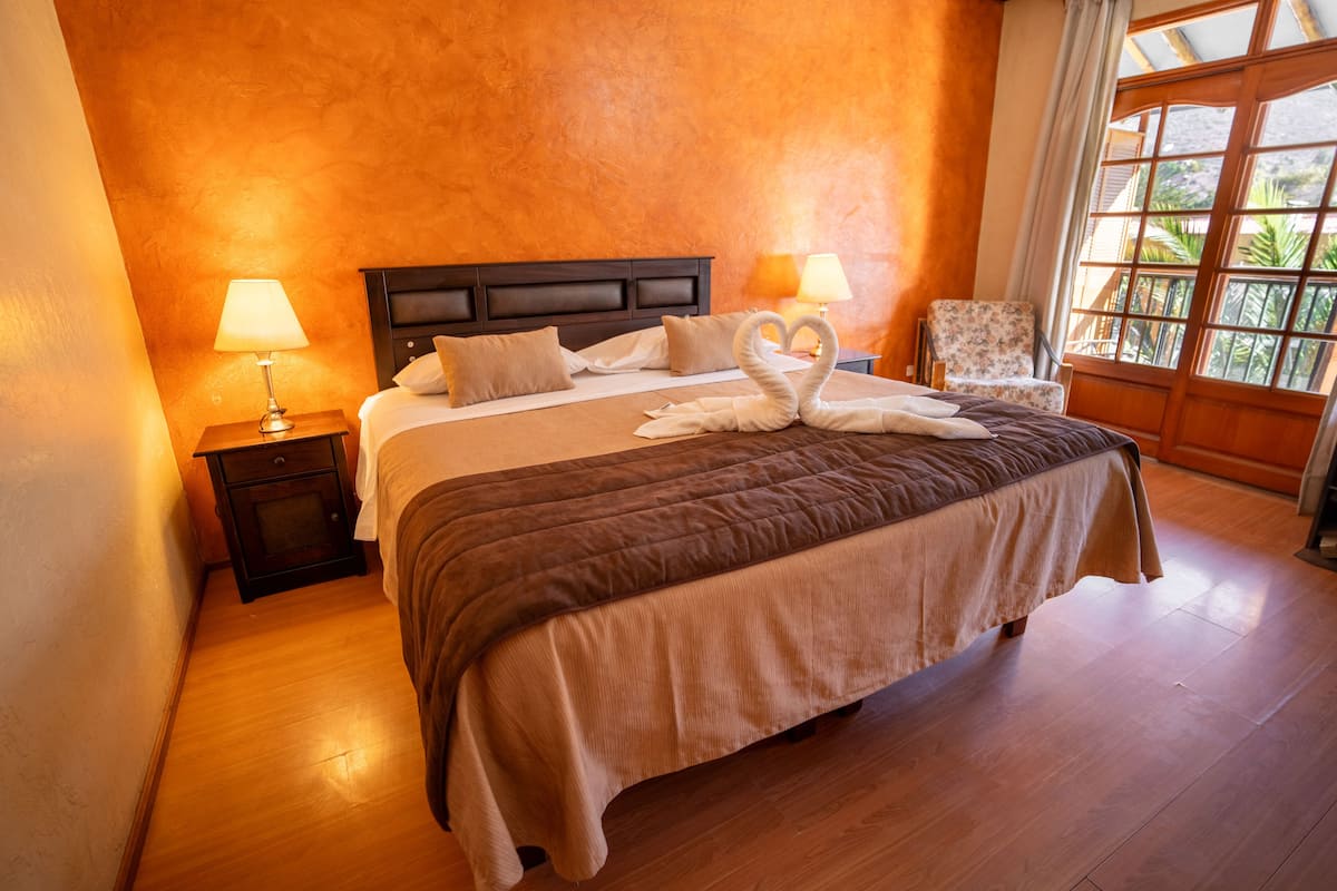 Superior Apartment | 1 bedroom, down comforters, in-room safe, individually furnished