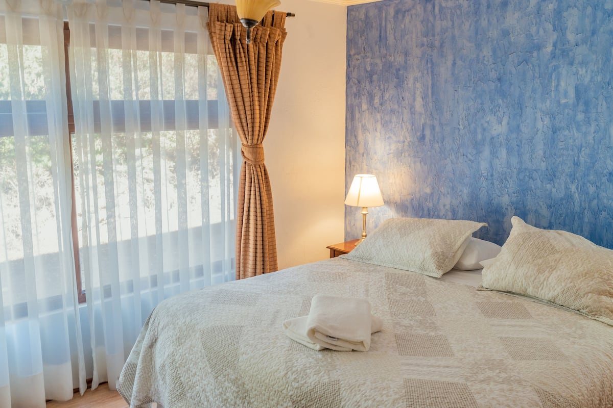 Family Apartment, 3 Bedrooms | 1 bedroom, down comforters, in-room safe, individually furnished