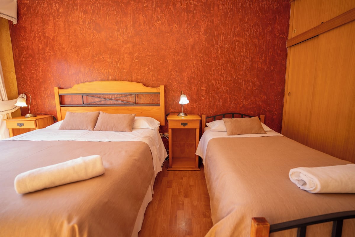 Chambre Triple Standard | Couette en duvet d'oie, coffres-forts dans les chambres