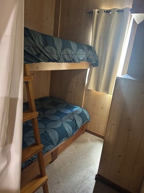 3 Schlafzimmer, kostenloses WLAN, Bettwäsche