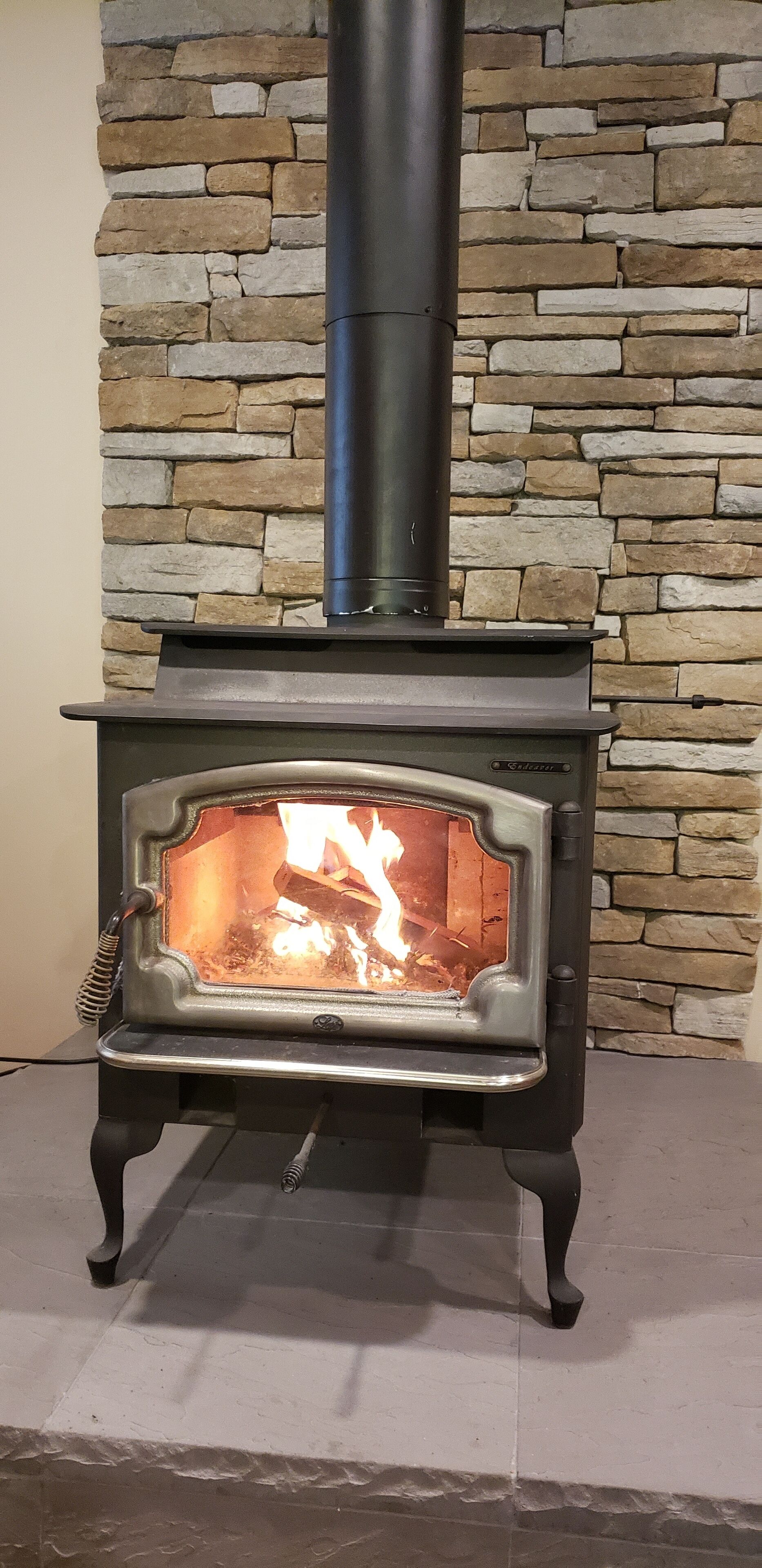 Wood burning fireplace.
In winter we stock wood.