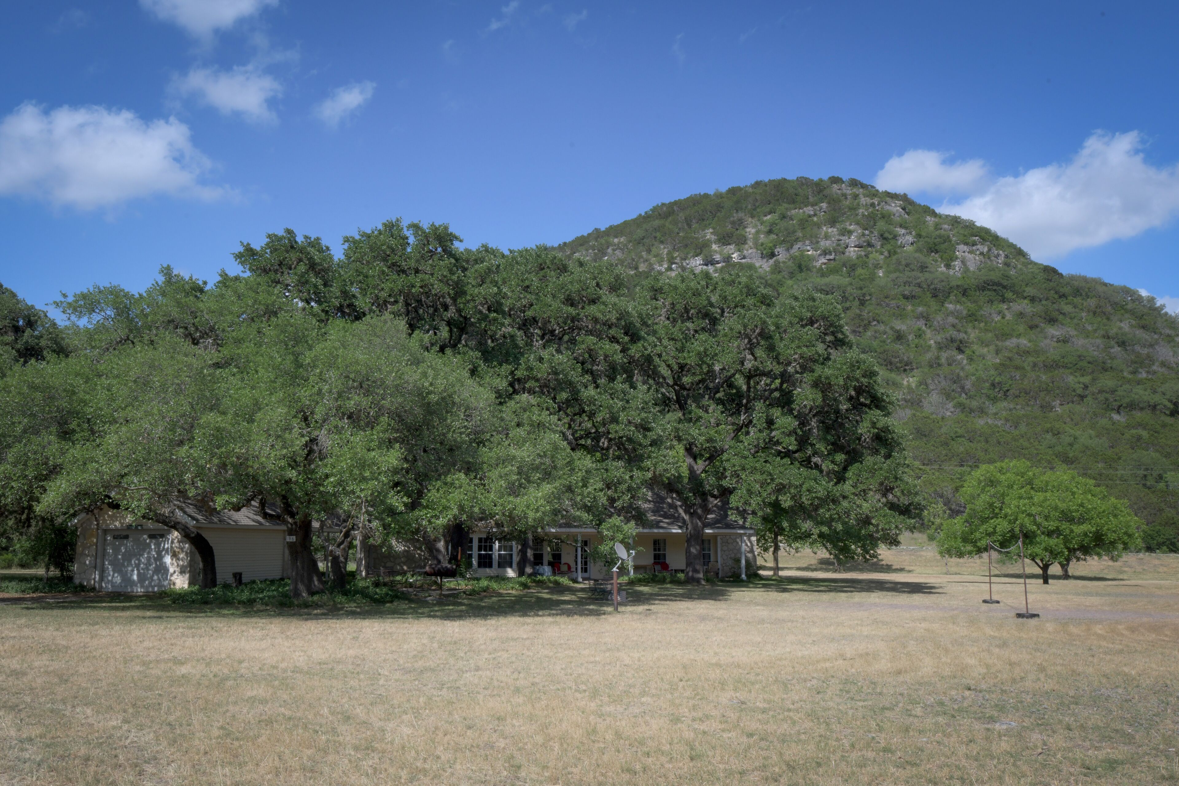 Huge yard.  2 acres