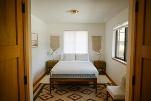 2 slaapkamers, een strijkplank/strijkijzer, gratis wifi, beddengoed