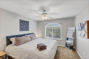 2 bedrooms, iron/ironing board, WiFi, bed sheets