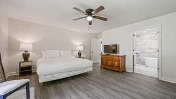 5 bedrooms, WiFi, bed sheets