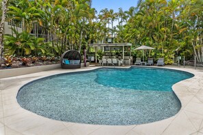 Beheizter Pool