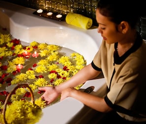 Swedish massages, prenatal massages, Thai massages, sports massages - Grand Regency Doha, Trademark Collection Wyndham (Doha)