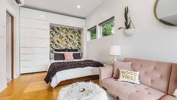 1 habitación, escritorio, wifi gratis y ropa de cama